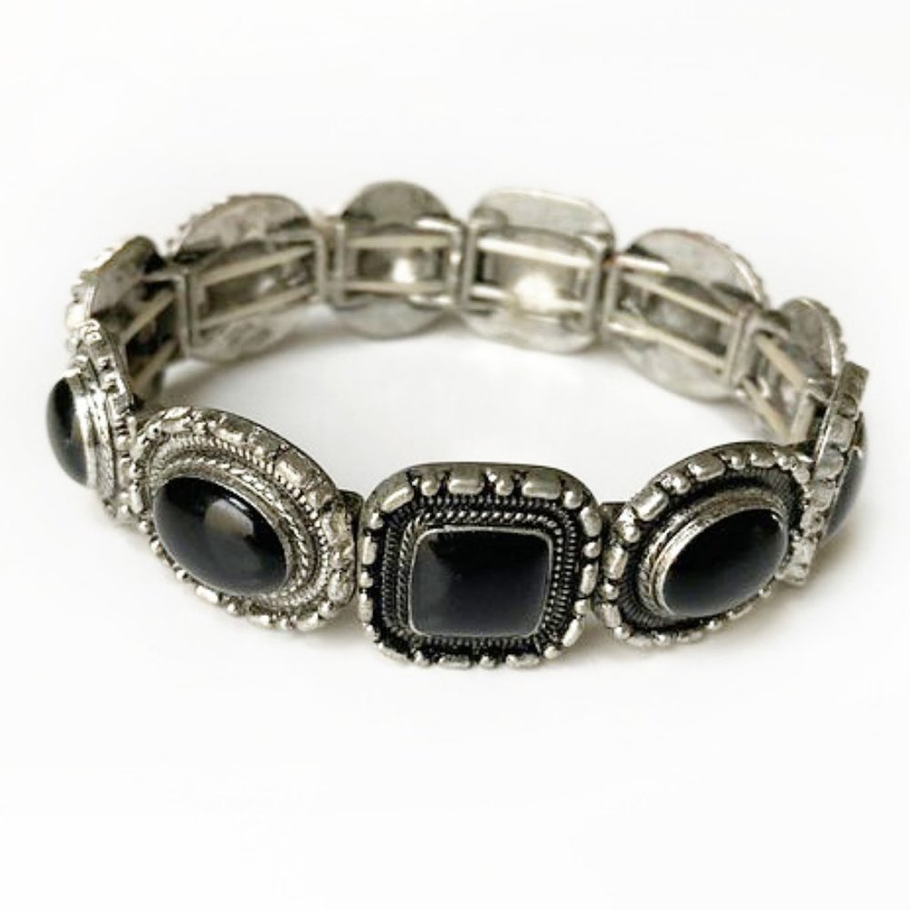 Fun Silver & Black Stone Bracelet